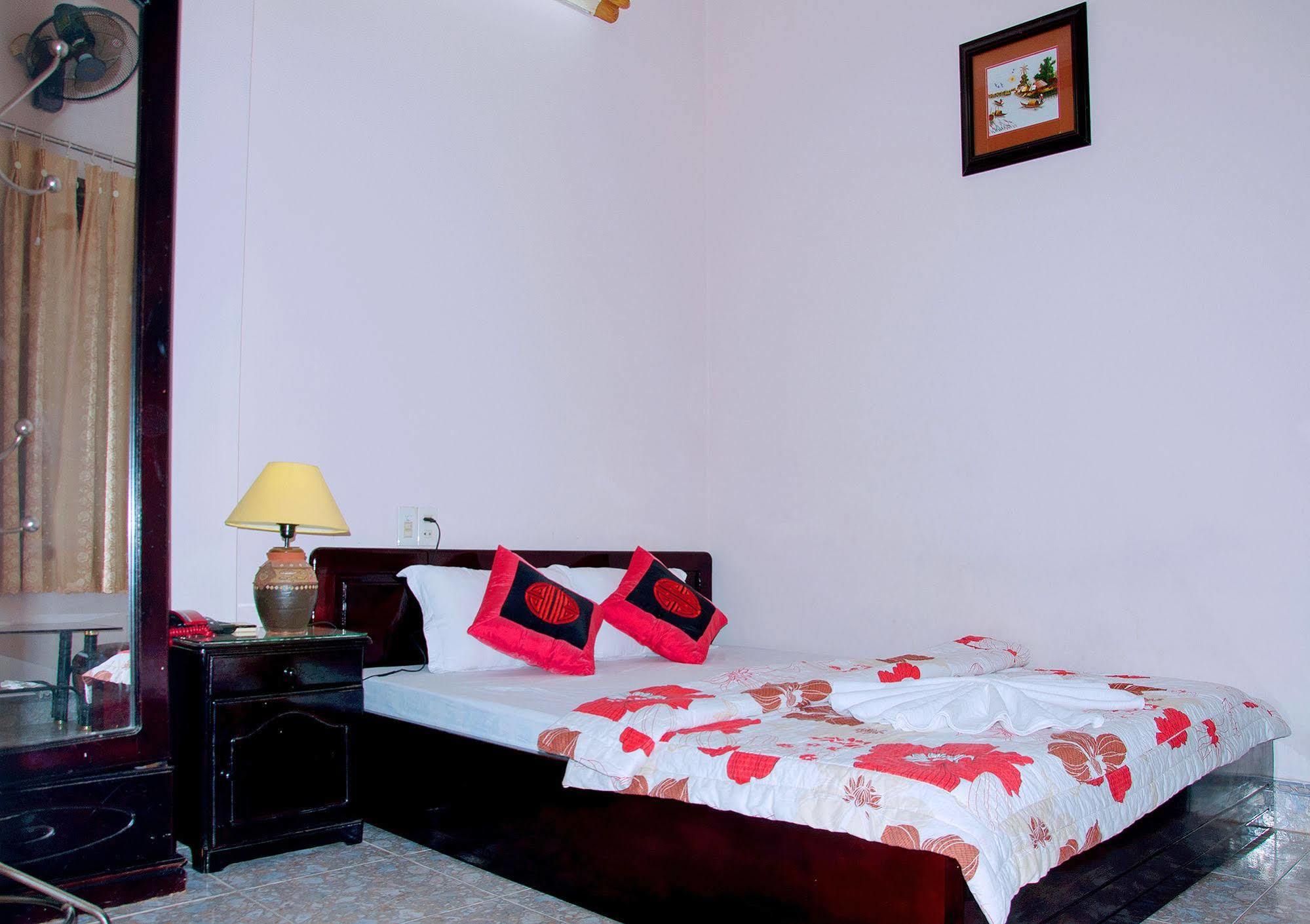 Hoang Ha Hotel Nha Trang Exterior photo
